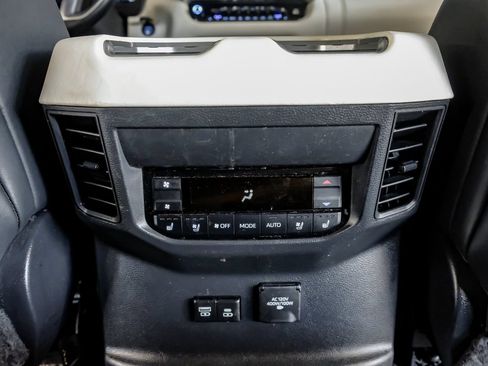 Used 2023 Toyota Sequoia Capstone AWD/4WD image 35
