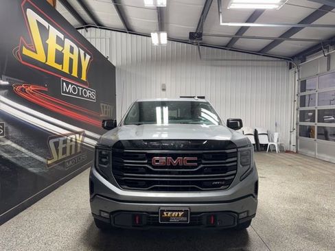 Used 2025 GMC Sierra 1500 AT4 w/ AT4 Premium Package image 17