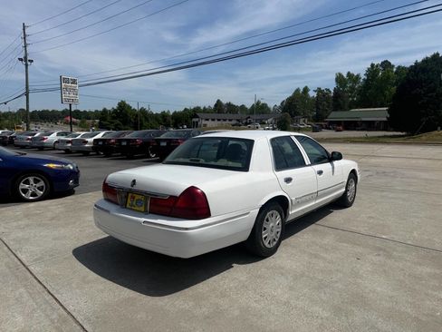 Used 2004 Mercury Grand Marquis GS image 7