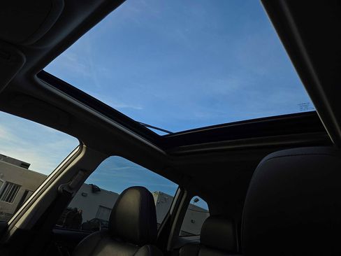 Used 2022 Subaru Forester Limited image 14