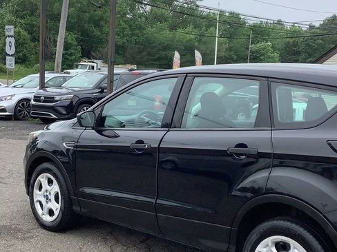 Used 2018 Ford Escape S image 8