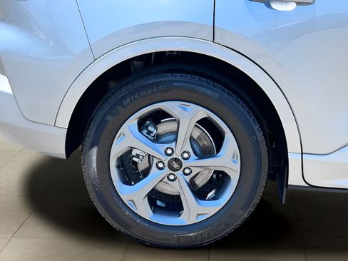 Used 2024 Ford Escape ST-Line w/ Tech Pack #1 FWD image 39