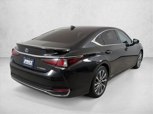 Used 2021 Lexus ES 300h w/ Premium Package image 9