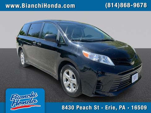 Used 2020 Toyota Sienna L FWD image 1