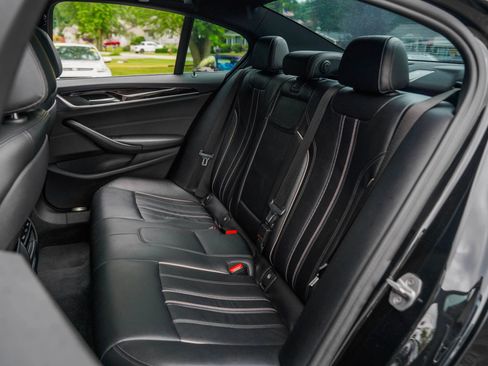 Used 2018 BMW 540i RWD image 28