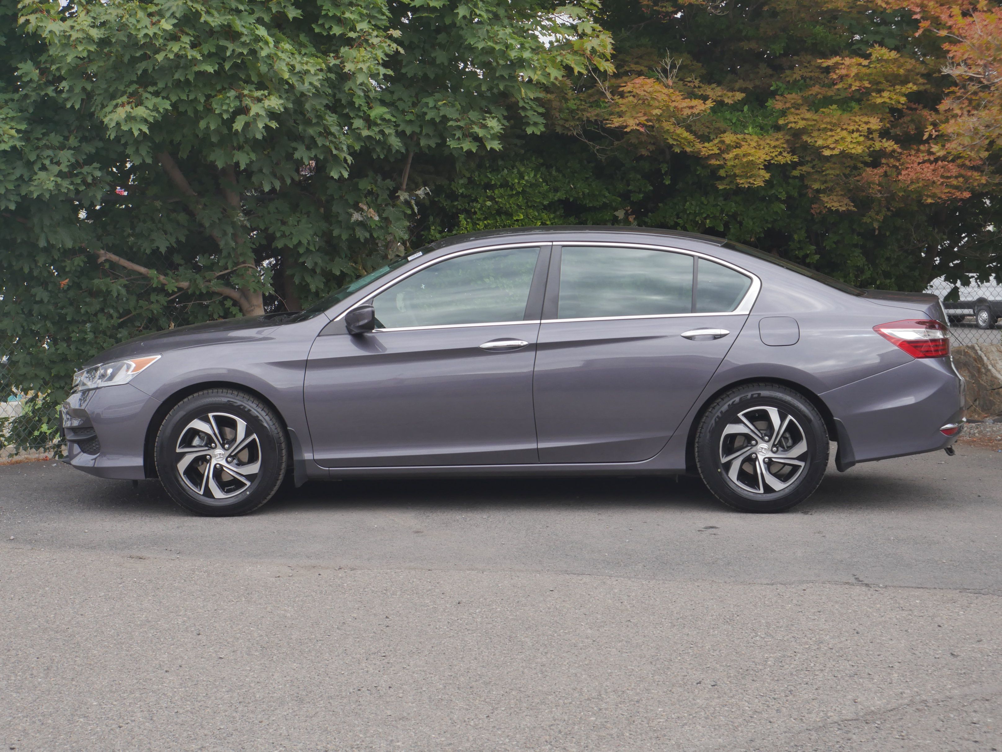 Used 2016 Honda Accord LX image 15