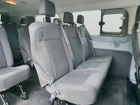 Used 2018 Ford Transit 350 XL RWD image 11