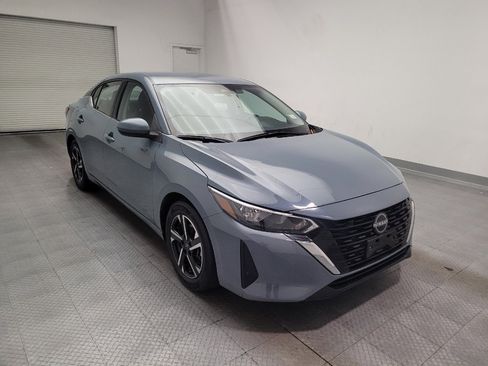 Used 2025 Nissan Sentra SV FWD image 13