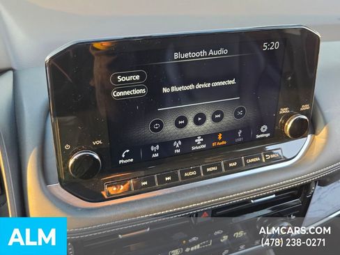 Used 2021 Nissan Rogue Platinum image 23