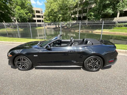 Used 2019 Ford Mustang GT Premium w/ Equipment Group 401A RWD image 29