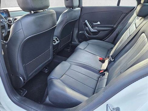 Used 2025 Mercedes-Benz CLA 250 image 19