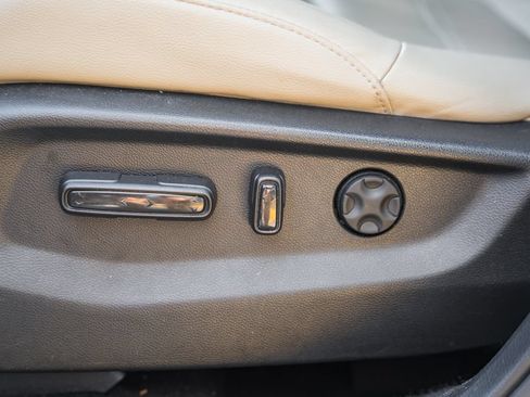 Used 2021 Honda CR-V Touring image 36