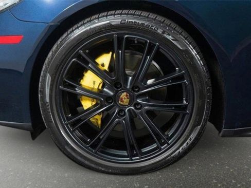 Used 2023 Porsche Panamera 4 Platinum Edition w/ Assistance Package image 19