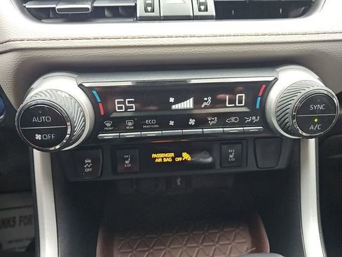 Used 2021 Toyota RAV4 Limited w/ Carpet Mat Package (TMS) image 30