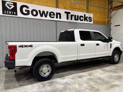 Used 2019 Ford F250 XL w/ Power Equipment Group AWD/4WD image 6