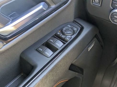 Used 2024 GMC Sierra 2500 AT4 w/ AT4 Premium Plus Package AWD/4WD image 24