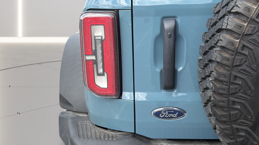 Used 2023 Ford Bronco Badlands AWD/4WD image 11