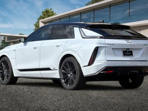 New 2026 Cadillac Lyriq V w/ Exterior Carbon Fiber Package image 6