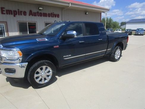 Used 2022 RAM 2500 Limited image 3