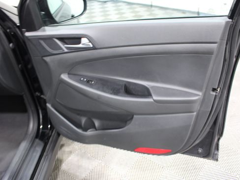 Used 2016 Hyundai Tucson Sport FWD image 25