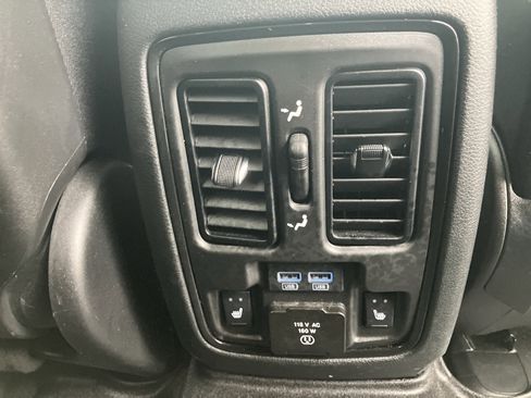 Used 2022 Dodge Durango GT image 30