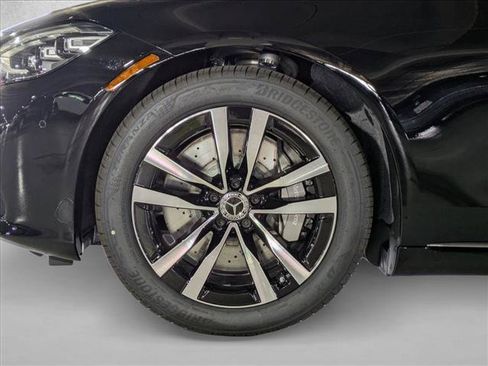New 2026 Mercedes-Benz S 580e 4MATIC Sedan image 9