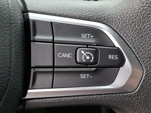 Used 2023 Jeep Compass Sport AWD/4WD image 21