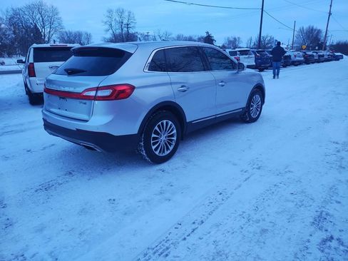 Used 2016 Lincoln MKX Select w/ Select Plus Package image 21