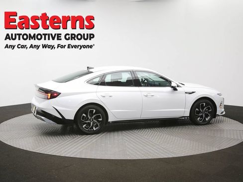 Used 2025 Hyundai Sonata SEL FWD image 37