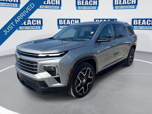 Used 2025 Chevrolet Traverse High Country w/ LPO, Floor Liner Package image 1