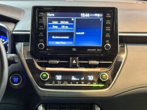 Used 2022 Toyota Corolla Cross XLE w/ Convenience Package image 29