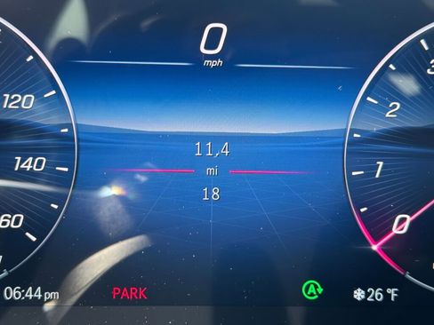 New 2026 Mercedes-Benz C 300 4MATIC Sedan image 14