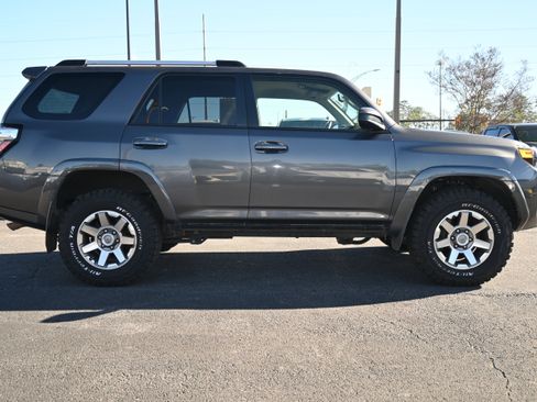 Used 2016 Toyota 4Runner Trail image 11