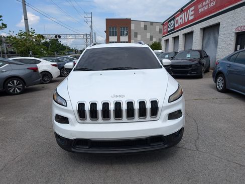 Used 2014 Jeep Cherokee Latitude FWD image 4