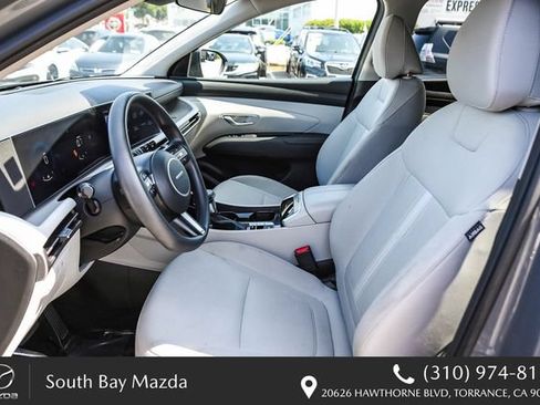 Used 2025 Hyundai Tucson SEL FWD image 17
