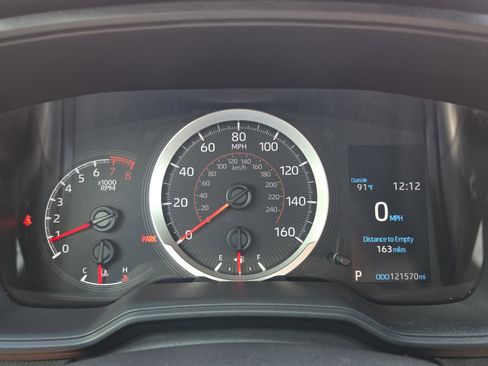 Used 2021 Toyota Corolla SE FWD image 25