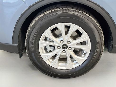 Used 2025 Ford Escape Active w/ Tech Pack #1 FWD image 30