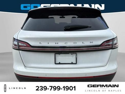 Used 2023 Lincoln Nautilus FWD w/ Premium Package image 6