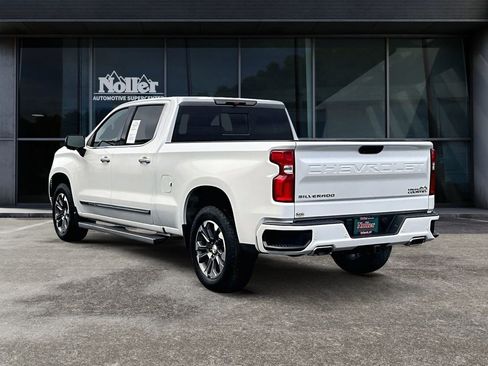 Used 2022 Chevrolet Silverado 1500 High Country w/ Z71 Off-Road Package image 13