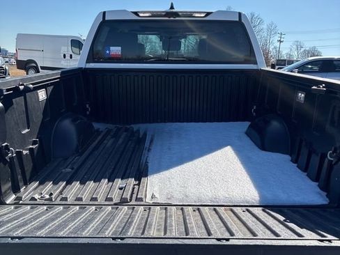 Used 2023 Toyota Tundra Limited image 17