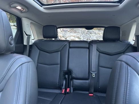 Used 2019 Cadillac XT5 Luxury image 36