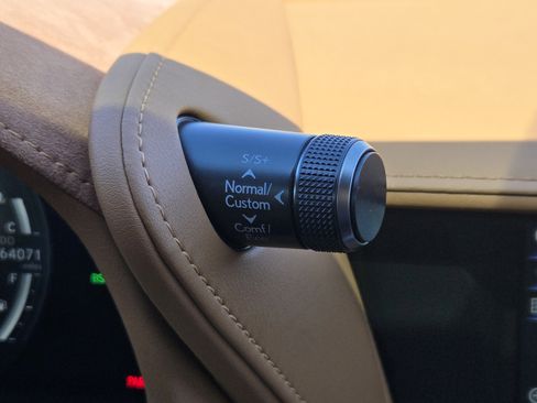 Used 2018 Lexus LC 500 Coupe image 31