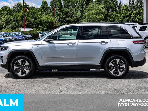 Used 2024 Jeep Grand Cherokee Limited 4xe AWD/4WD image 9