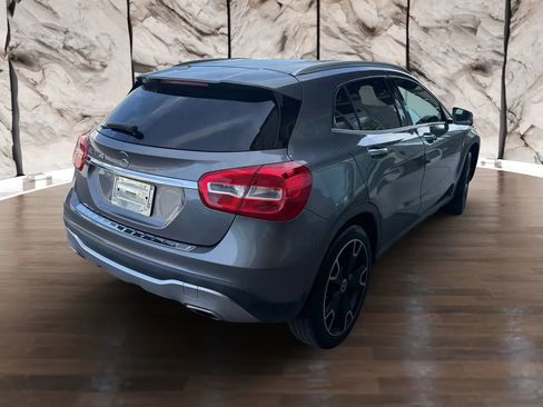 Used 2019 Mercedes-Benz GLA 250 w/ Premium Package image 9