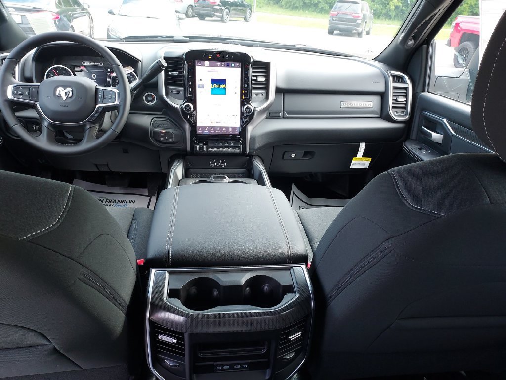 New 2026 RAM 3500 Big Horn AWD/4WD image 10