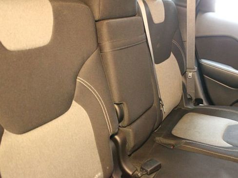 Used 2014 Jeep Cherokee Sport w/ Cold Weather Group image 14