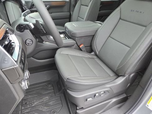 New 2026 GMC Yukon XL Denali w/ Sun & Power Step Package image 36