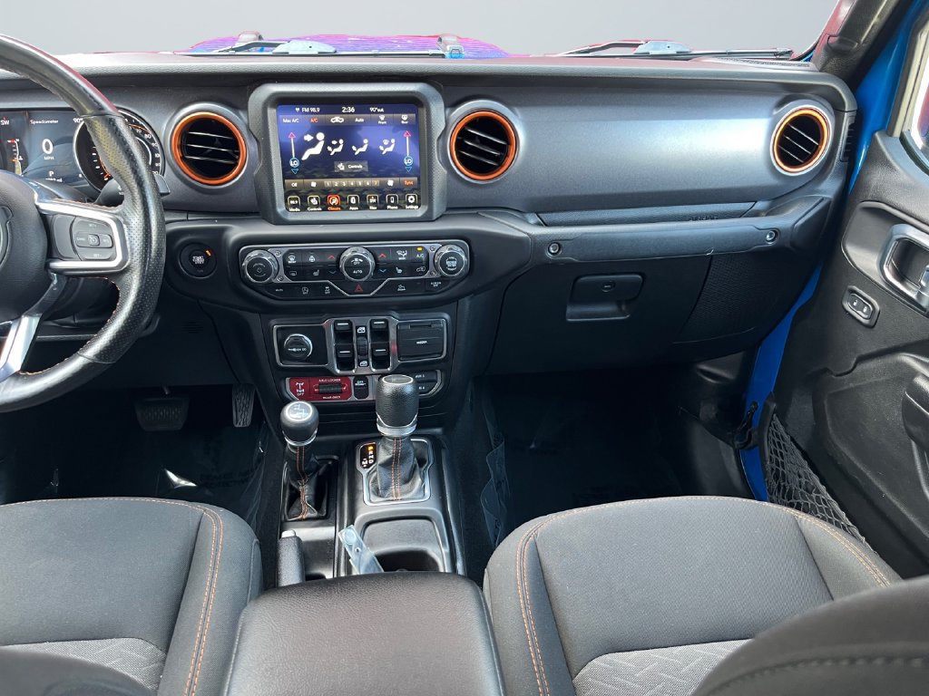 Used 2023 Jeep Gladiator Mojave w/ Cold Weather Group AWD/4WD image 11
