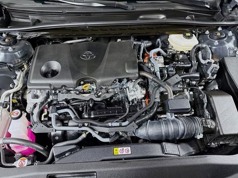 Certified 2025 Toyota Camry SE w/ Convenience Package image 30