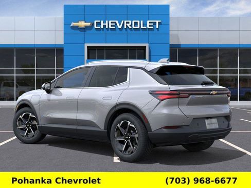 New 2026 Chevrolet Equinox EV LT image 3